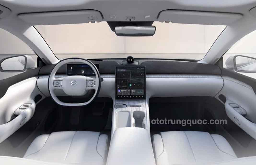 Nội thất xe được thiết kế theo phong cách tối giản của Tesla