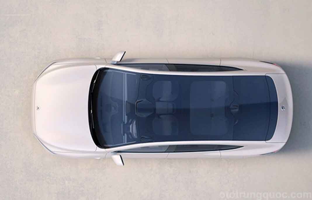 hỗ trợ tự lái thông qua cảm biến lidar kết hợp với 11 camera và radar