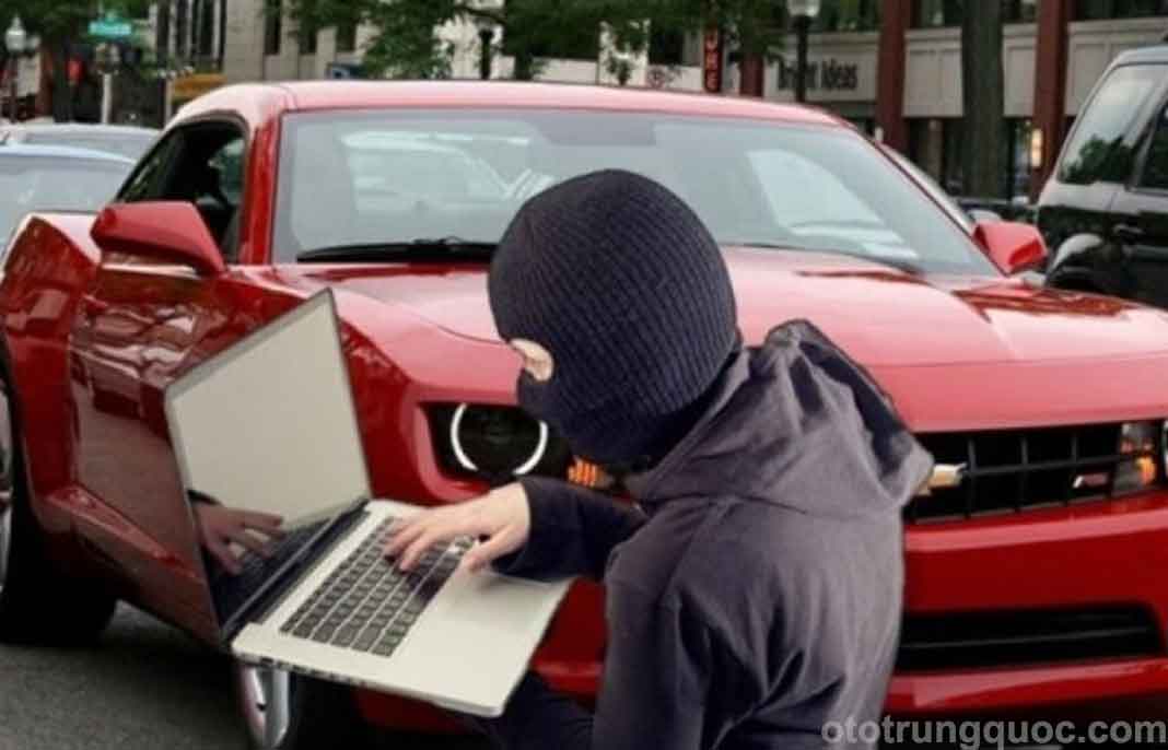 hack xe thông qua máy tính