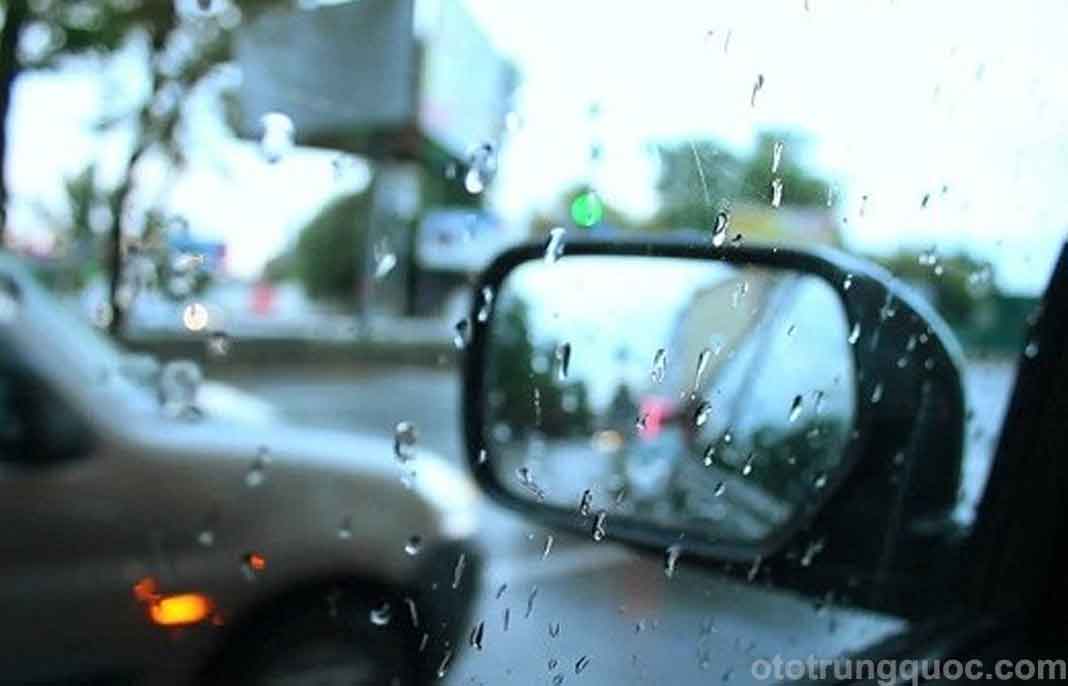 ở thời tiết xấu hoặc mưa lớn thì không phải nhìn nữa mà gọi là quan sát