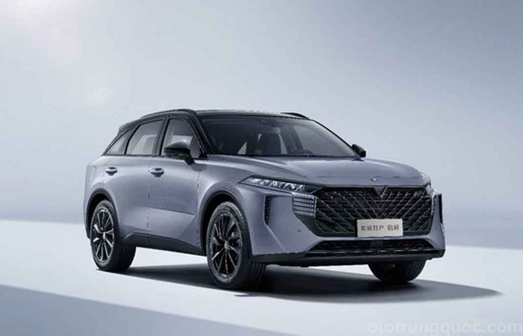 Về thiết kế, Qichen V-ONLINE sử dụng ngôn ngữ thiết kế V-Galaxy